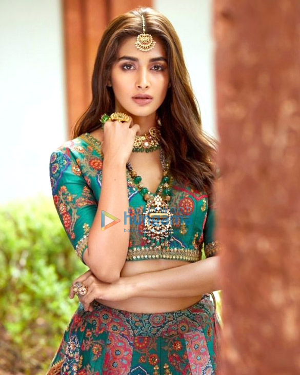 pooja hegde 3 18