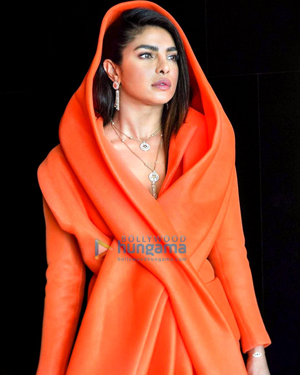 priyanka chopra jonas 2 11