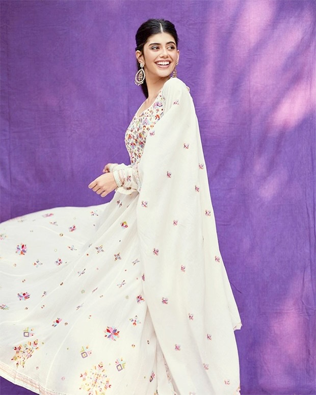 Sanjana Sanghi looks festive ready in white embroidered anarkali set worth Rs. 58,240