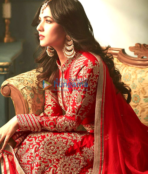 sonal chauhan 99