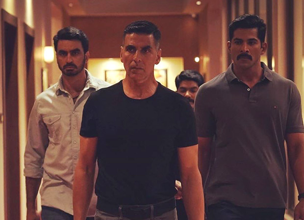 Makers of Sooryavanshi demand Minimum Guarantee and advance from single screens; estimated amount approx. Rs. 25 crores Makers of Sooryavanshi demand Minimum Guarantee and advance from single screens; estimated amount approx. Rs. 25 crores