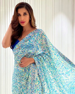 Celeb Photos Of Sophie Choudry
