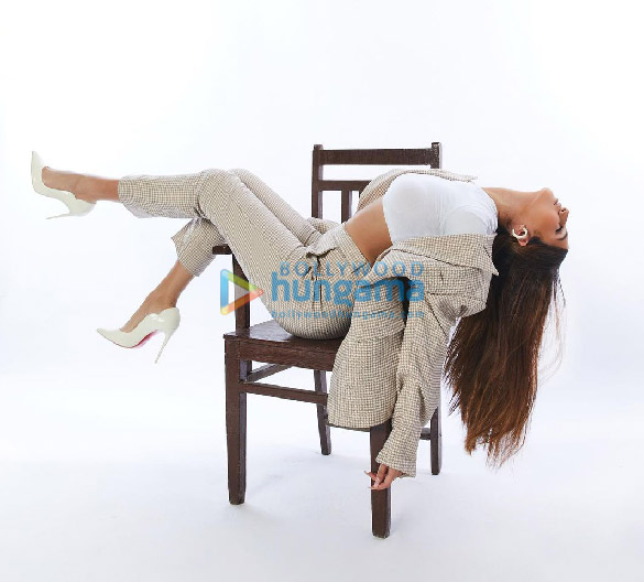 tara sutaria 2 41