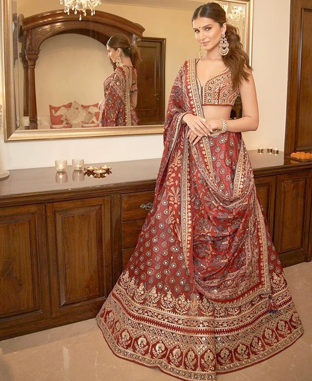 Tara Sutaria is all things royal in a Anita Dongre lehenga worth Rs. 2.9 lakh