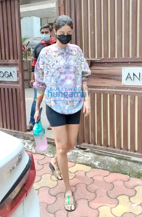 photos ananya panday spotted at anshuka yoga in bandra 2 8