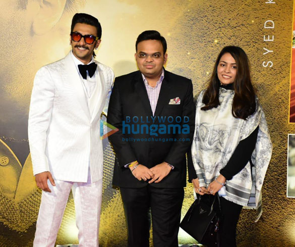 Photos Celebs attend the premiere of the film 83 1654 (15) | Ranveer ...