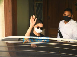 Photos: Deepika Padukone spotted at a dubbing studio in Bandra