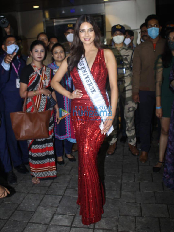 photos miss universe harnaaz sandhu returns to india 1