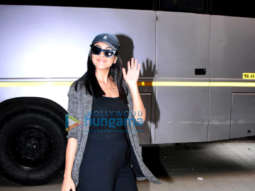 Photos: Mrunal Thakur spotted in Bandra