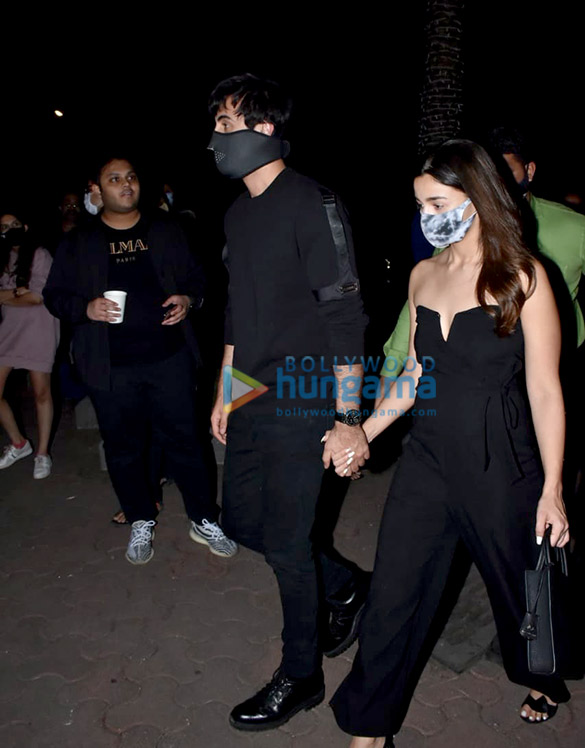 photos ranbir kapoor alia bhatt varun dhawan arjun kapoor and kartik aaryan snapped at yauatcha bkc 7