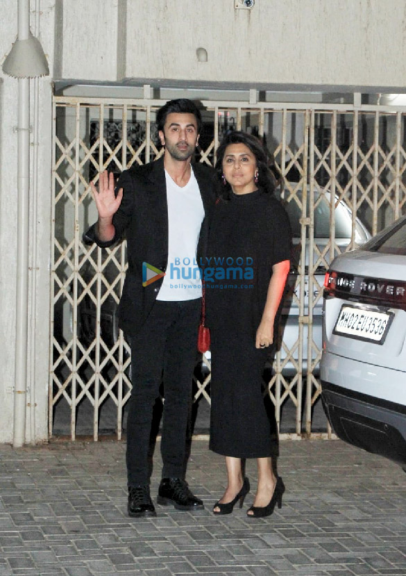 photos ranbir kapoor and neetu singh snapped post xmas bash in juhu 2