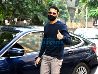Photos: Siddhant Chaturvedi spotted at a dubbing studio in Bandra