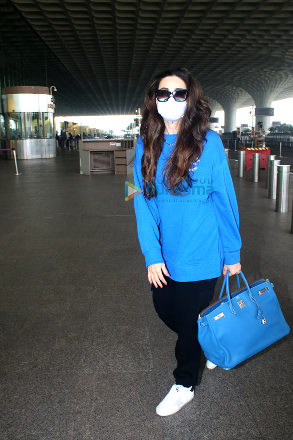photos sonakshi sinha sonu sood karisma kapoor and others snapped at the airport 3