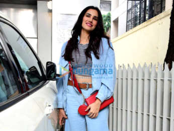 Photos: Sonnalli Seygall spotted in Bandra