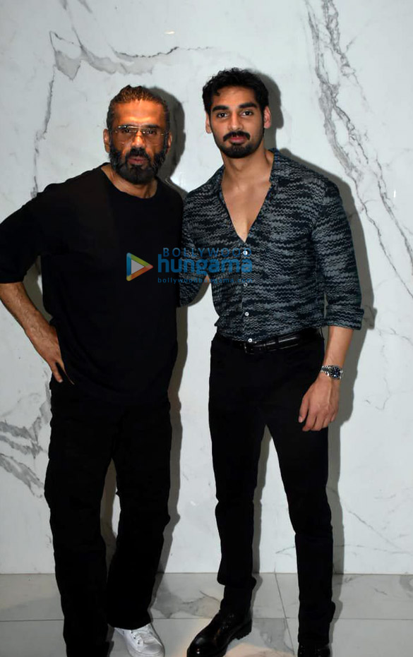 photos suniel shetty and ahan shetty at the special screening of tadap at jio drive in mumbai 2