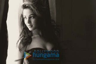 Celeb Photos Of Sonal Chauhan