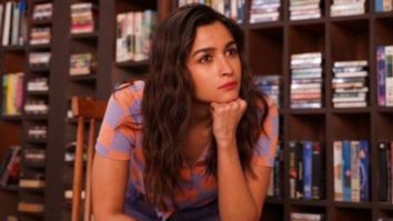 Alia Bhatt shares an alluring picture immersed in the books