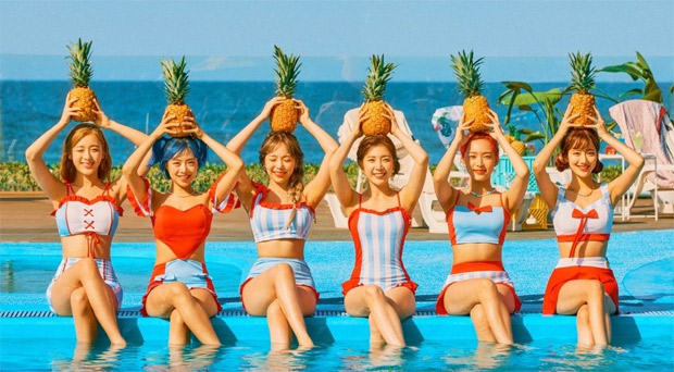 K-pop female group APRIL officially disbands after 6 years K-pop female group APRIL officially disbands after 6 years