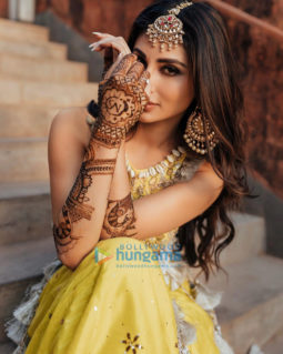 Celeb Photos Of Mouni Roy