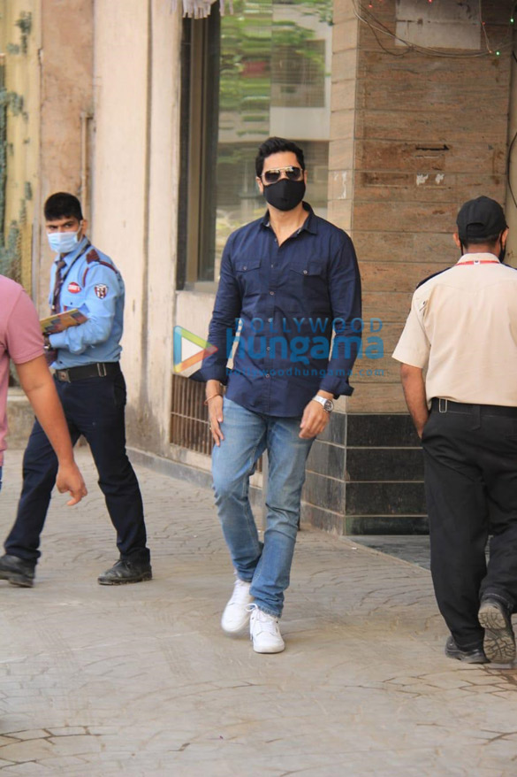 photos adivi sesh snapped at a dubbing studio in mumbai 3