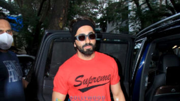 Photos: Ayushmann Khurrana snapped in Andheri