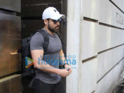 Photos: Emraan Hashmi spotted outside a gym in Bandra