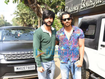 Photos: Meezaan Jafri and Harshvardhan Rane snapped in Juhu