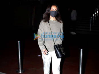 Photos: Rakul Preet Singh, Jackky Bhagnani, Nikki Tamboli and Seema Sachdev Khan snapped at the airport