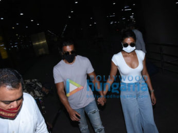 Photos: Ranveer Singh and Deepika Padukone snapped at the airport