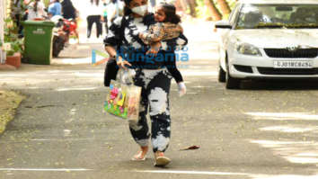 Photos: Shilpa Shetty snapped with daughter Samisha at a Juhu school