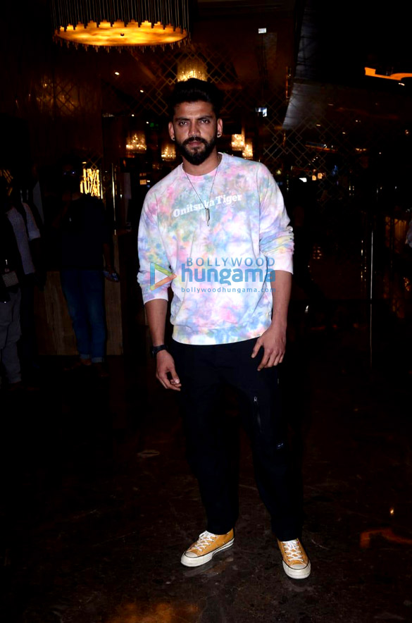 photos sonakshi sinha huma qureshi and others snapped at the premiere of the marathi film zombivli 6