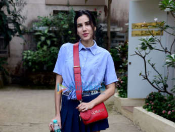 Photos: Sonnalli Seygall snapped in Khar