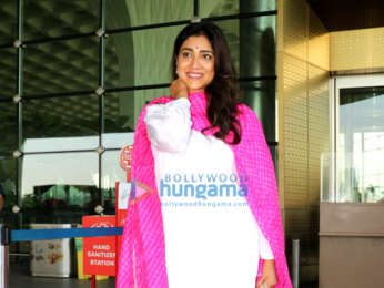 Photos: Tamannaah Bhatia, Raashi Khanna and others snapped at the airport