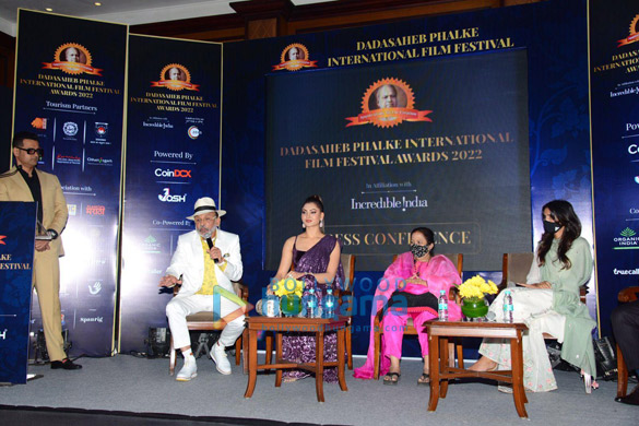 Photos: Urvashi Rautela, Annu Kapoor, Rohit Roy and others at the Press Conference of Dadasaheb Phalke International Film Festival Awards 2022 Photos: Urvashi Rautela, Annu Kapoor, Rohit Roy and others at the Press Conference of Dadasaheb Phalke International Film Festival Awards 2022