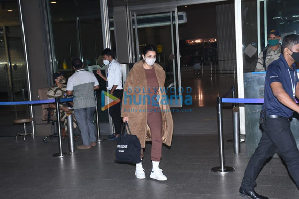 photos urvashi rautela parineeti chopra elnaaz norouzi and bhagyashree snapped at the airport 1