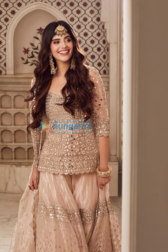 sanjana sanghi 009 7