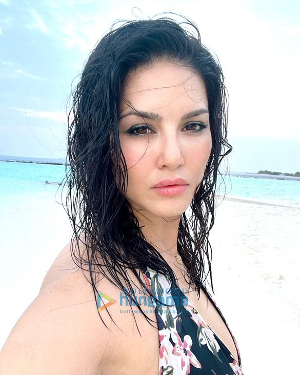 sunny leone 2 20