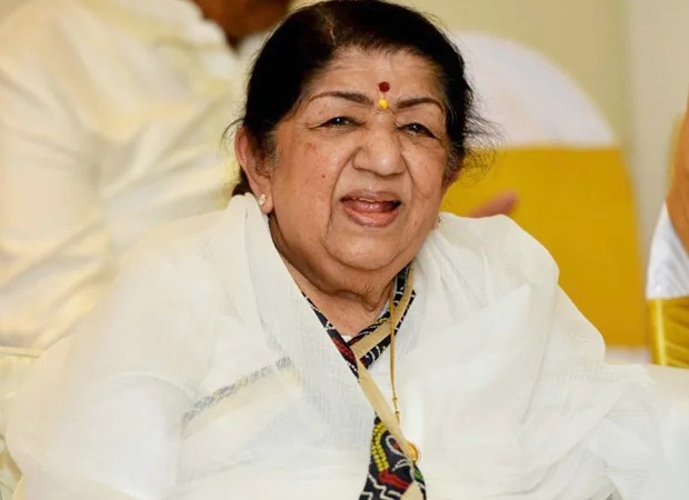 14 Bollywood Divas whose careers have been defined by Lata Mangeshkar's melodies 14 Bollywood Divas whose careers have been defined by Lata Mangeshkar's melodies