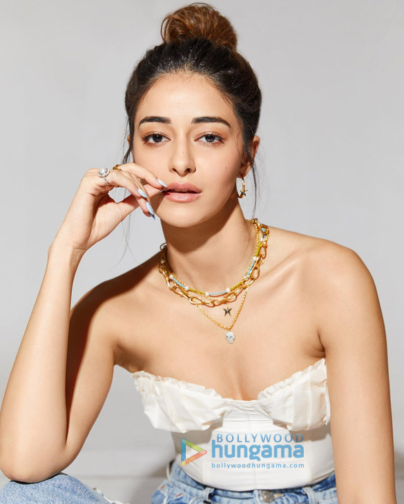 ananya panday 6 9