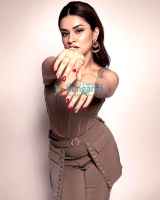 Celeb Photos Of Avneet Kaur