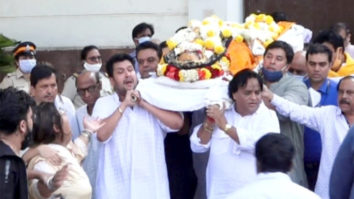 Bappi Lahiri ji’s funeral – family bid him a teary goodbye