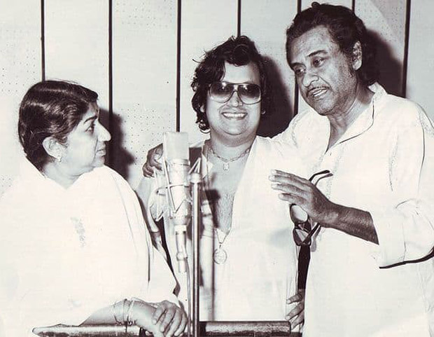 Bappi Lahiri's photos from his childhood with 'Maa' Lata Mangeshkar to becoming a music composer go viral on the internet Bappi Lahiri's photos from his childhood with 'Maa' Lata Mangeshkar to becoming a music composer go viral on the internet