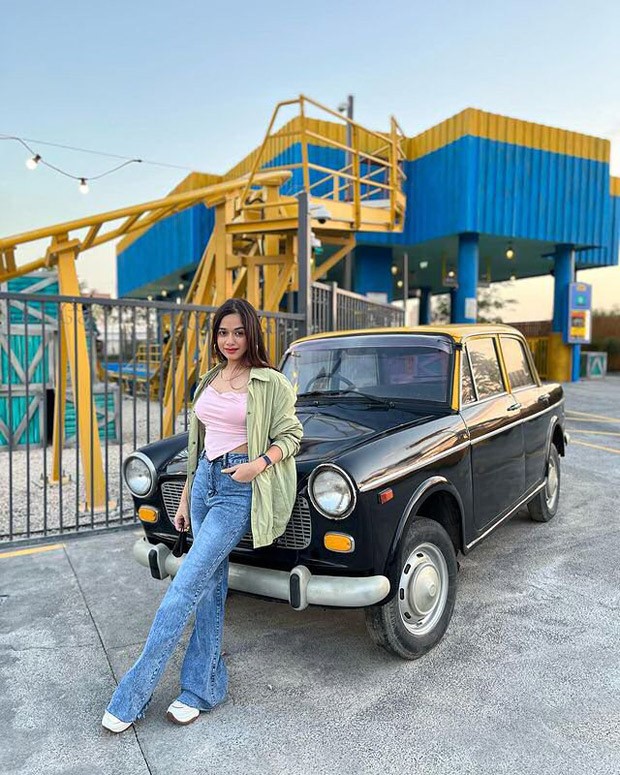 Jannat Zubair and her brother enjoy a day at Bollywood Theme Park in Dubai, see photos