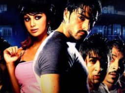 Khamosh – Khauff Ki Raat (2005) Official Trailer