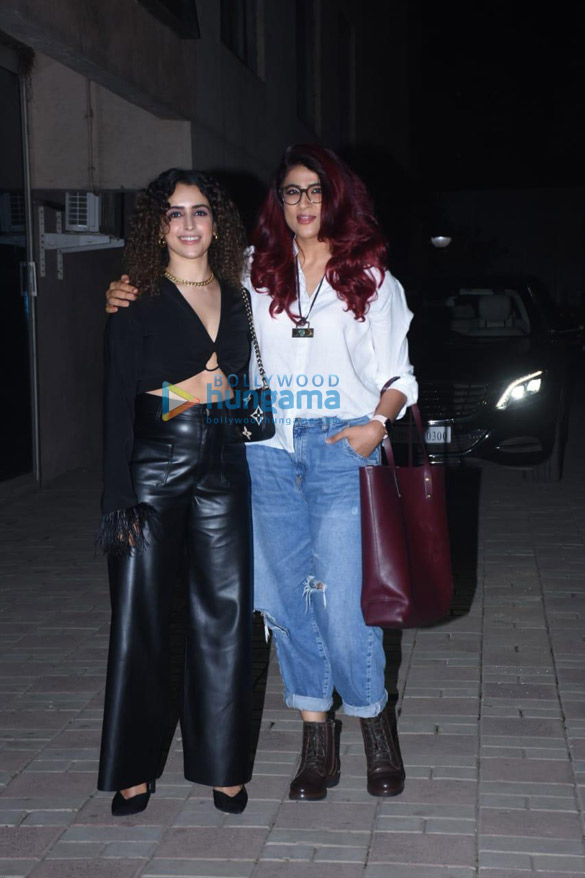 photos celebs attend the premiere of the movie gehraiyaan 0088 12