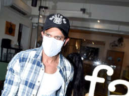 Photos: Hrithik Roshan and Saba Azad snapped at Farmers’ Cafe