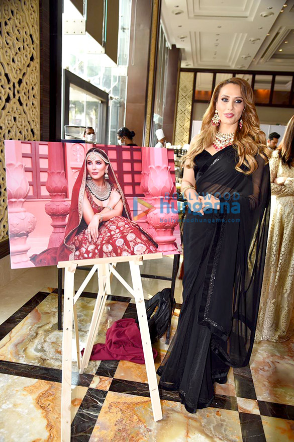 photos iulia vantur stuns in a black saree at the anniversary celebration of studio 6 jewels 1