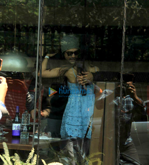 photos jubin nautiyal spotted with kabir singh actress nikita dutta at silver beach cafe 4