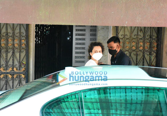 photos kangana ranaut dons a t shirt with a message as she gets snapped outside a pilates studio 4