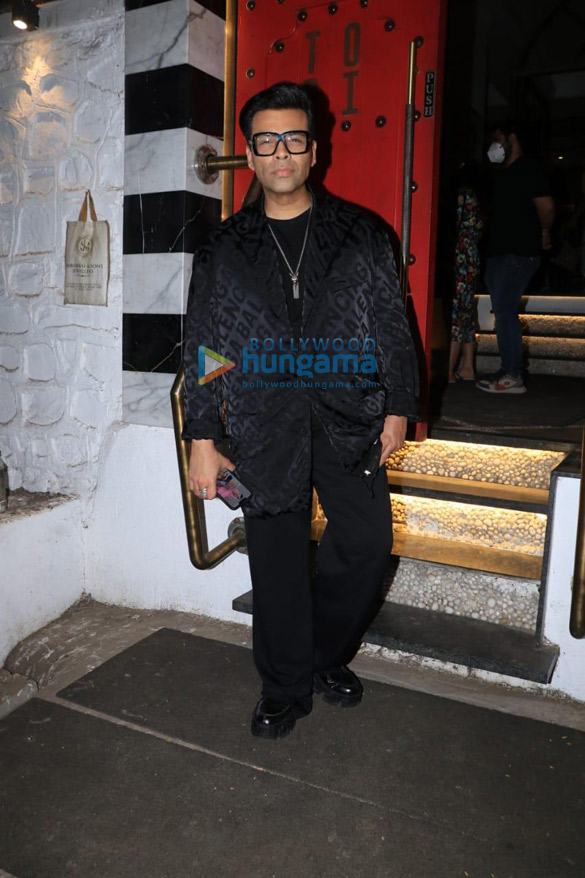 photos karan johar anupama chopra and shakun batra snapped post a dinner session at tori in bandra 1